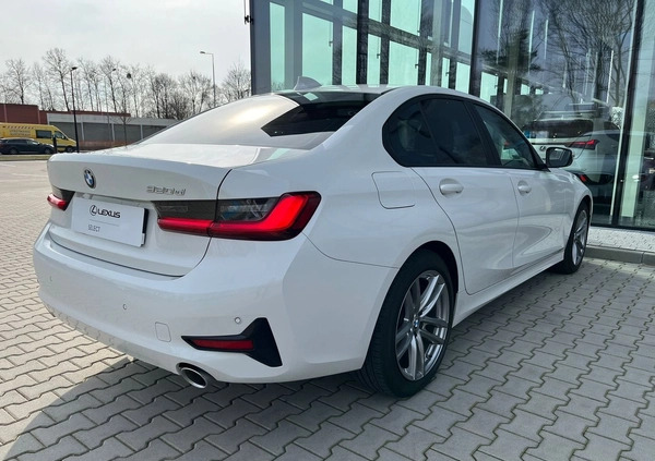 BMW Seria 3 cena 108900 przebieg: 118795, rok produkcji 2019 z Leżajsk małe 596